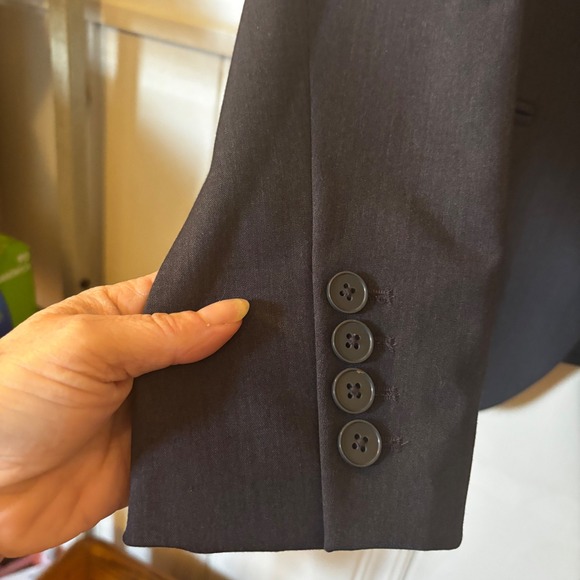 Liz Claiborne Women's Career Blazer 12 EUC Dark‎ Gray Single Button Suit Jacket - Picture 5 of 5